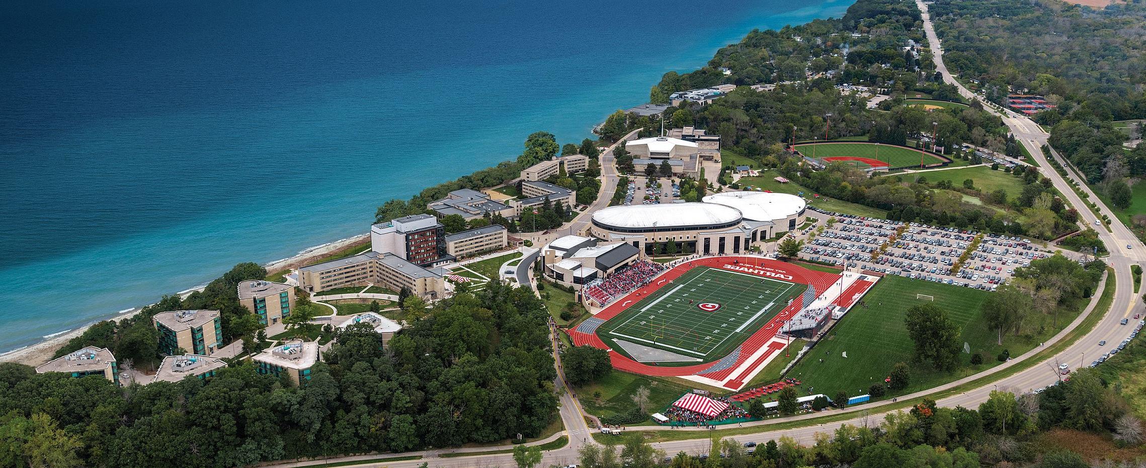 An aerial view of the Carth年龄 College campus